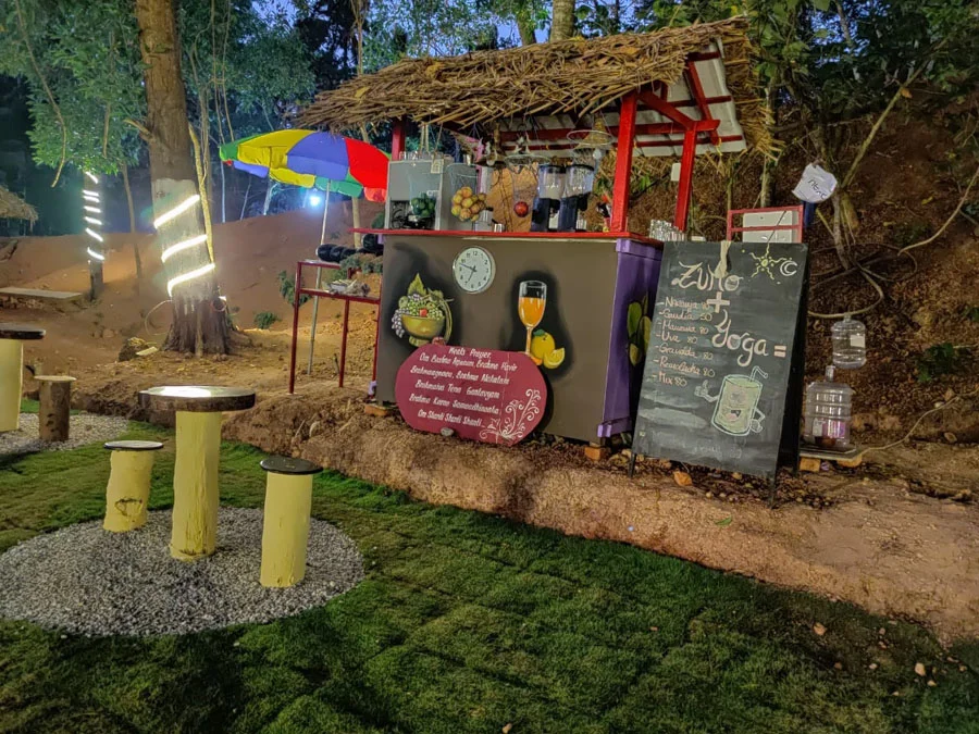 Delicious organic meals for yoga students at Tattvaa Yogashala, Kerala